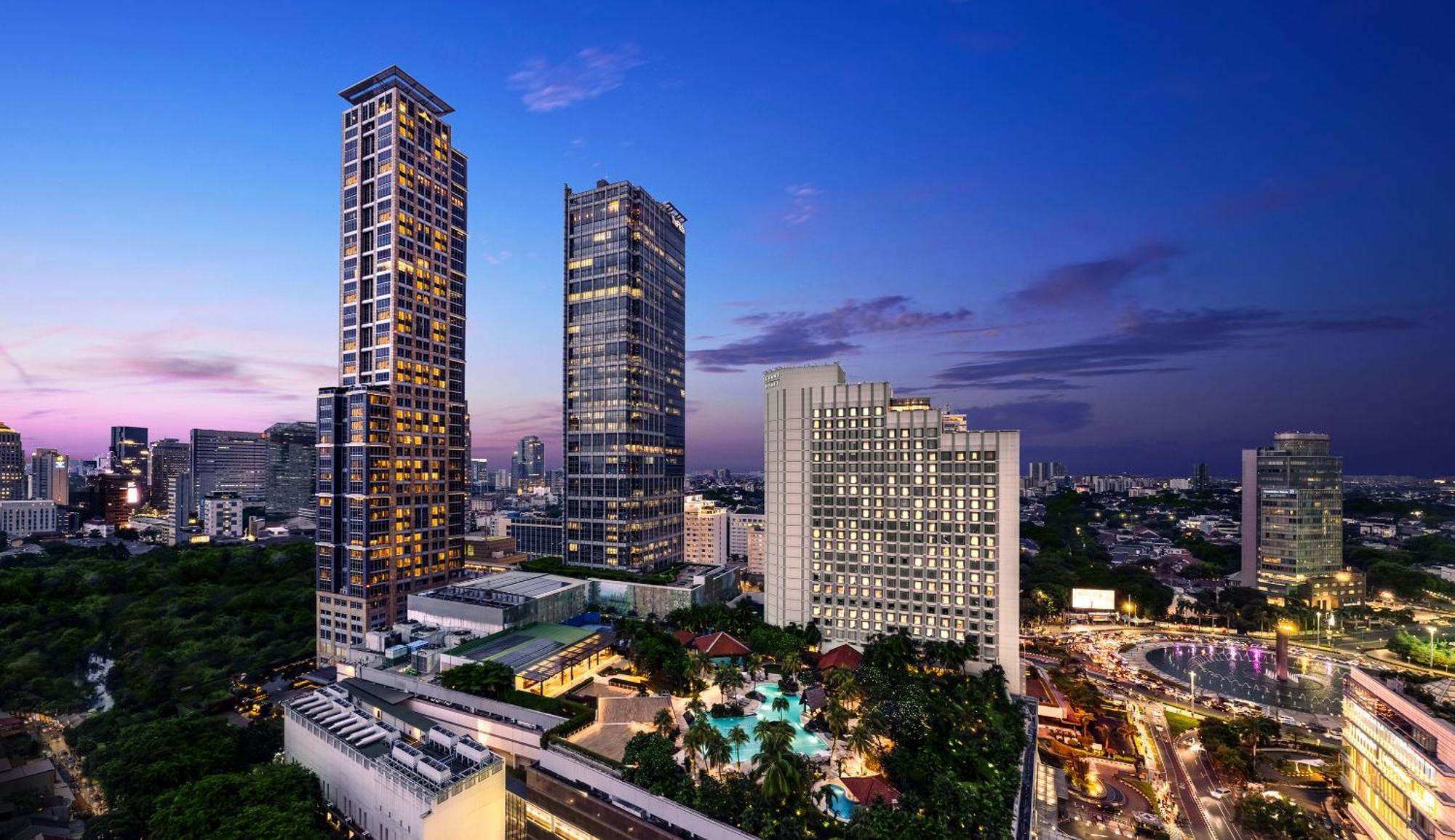Keraton At The Plaza, Part Of The Unbound Collection By Hyatt Hotell Jakarta Exteriör bild