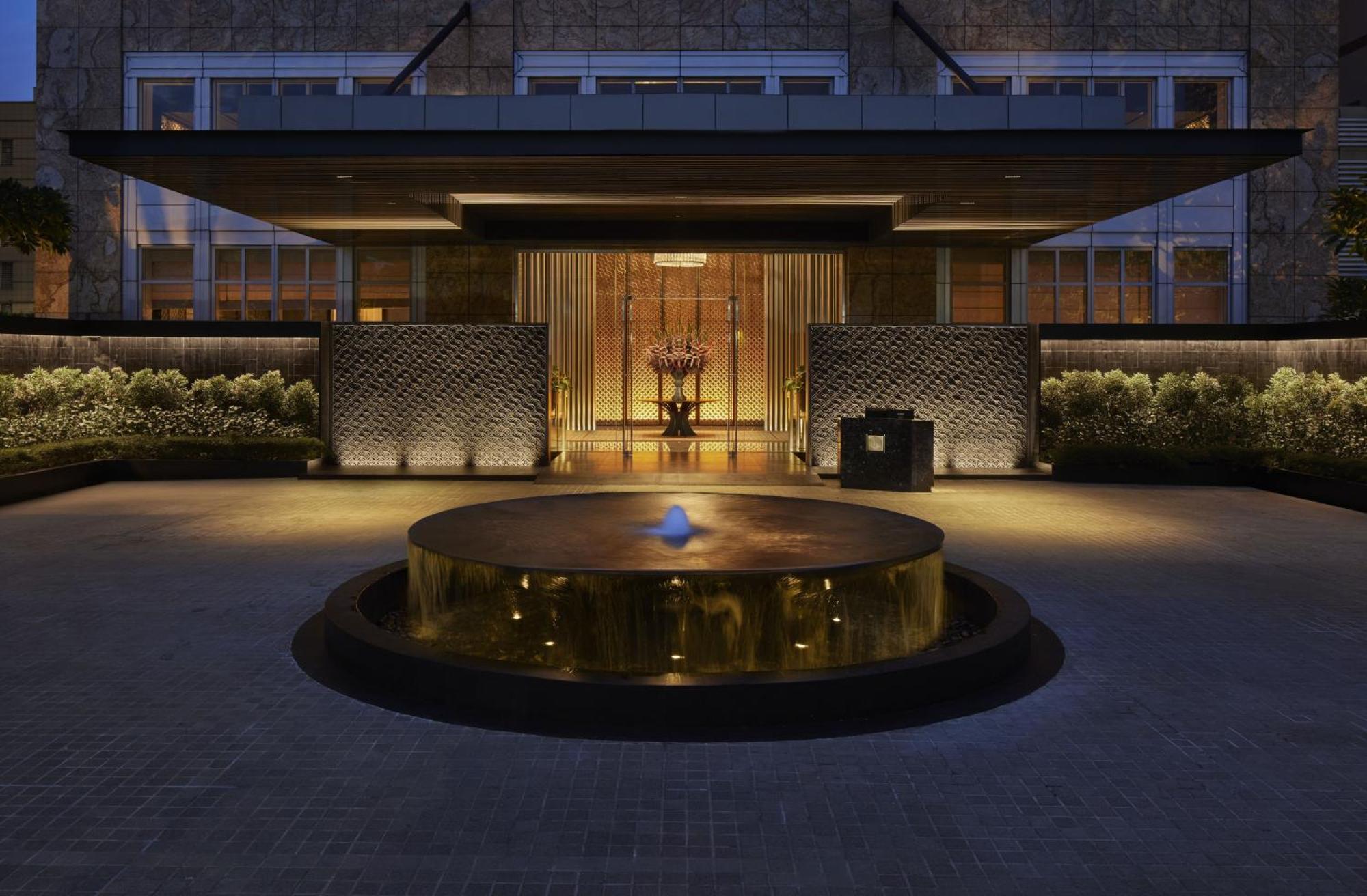 Keraton At The Plaza, Part Of The Unbound Collection By Hyatt Hotell Jakarta Exteriör bild